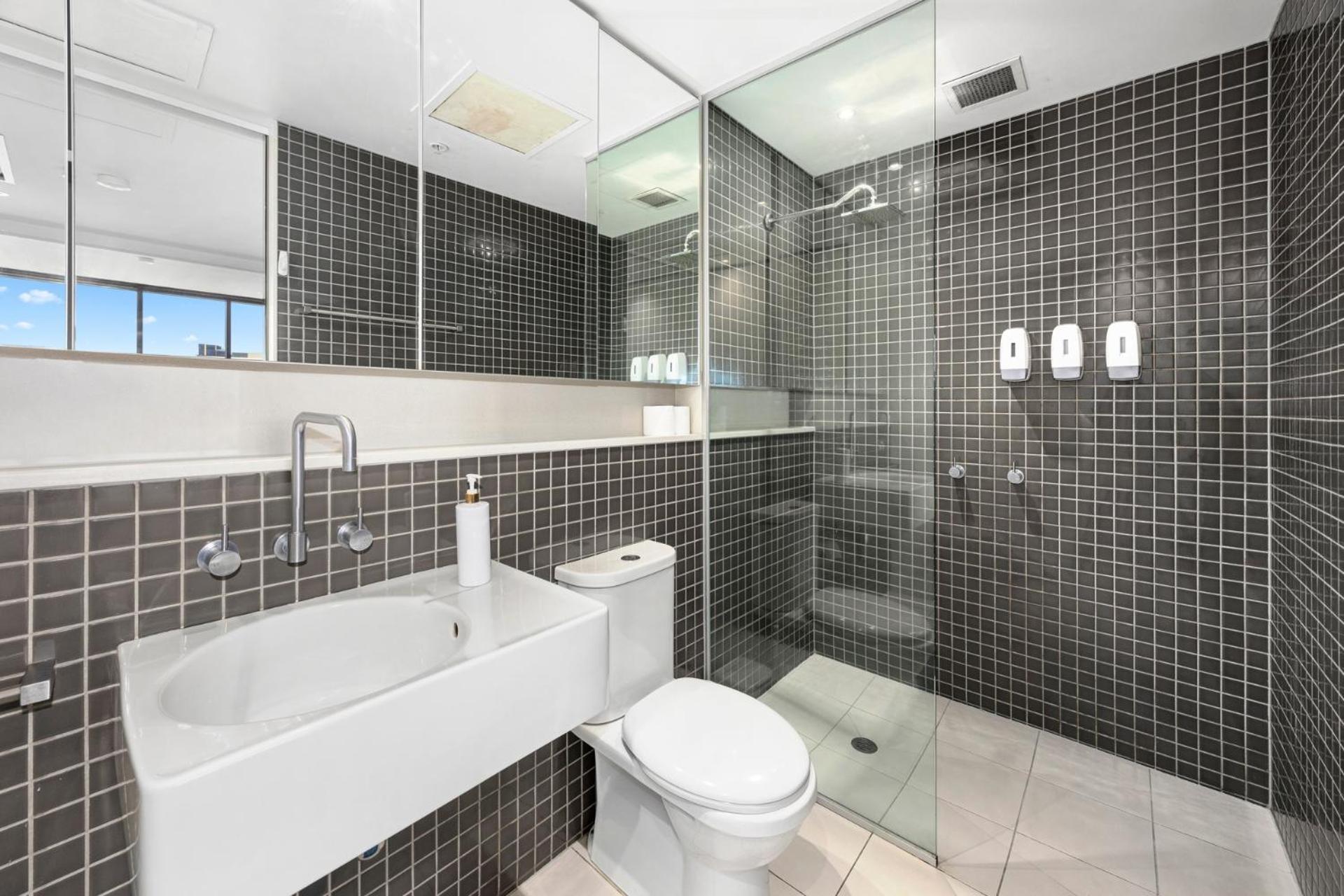 Luxury Designer Suite In Most Prestigious Location In Melbourne Exterior foto